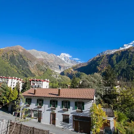 Sainte-foy-l'argentiere Sleeps 6 * Chamonix
